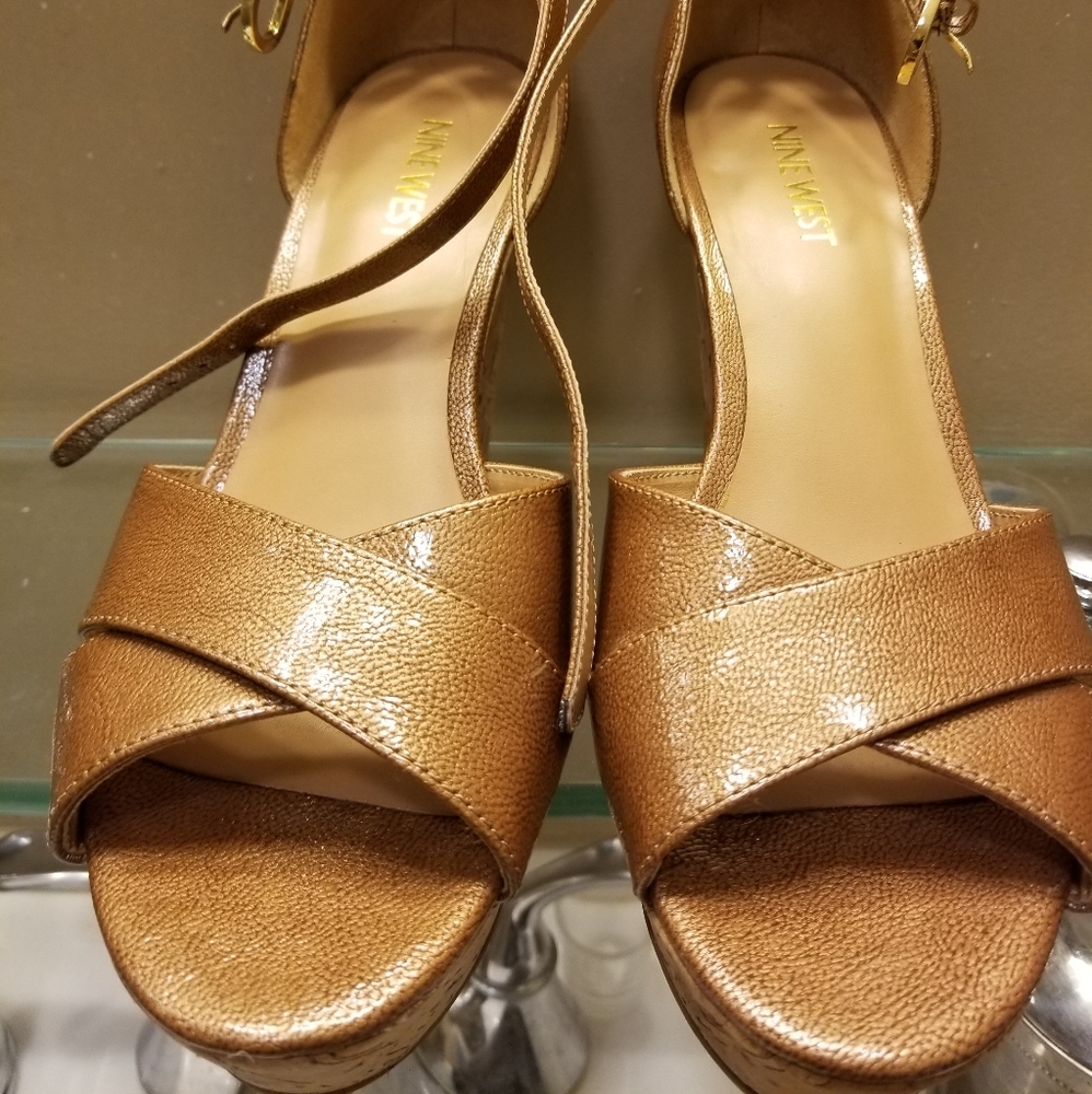 Like New Nine West 7.5 Jasmine wedges